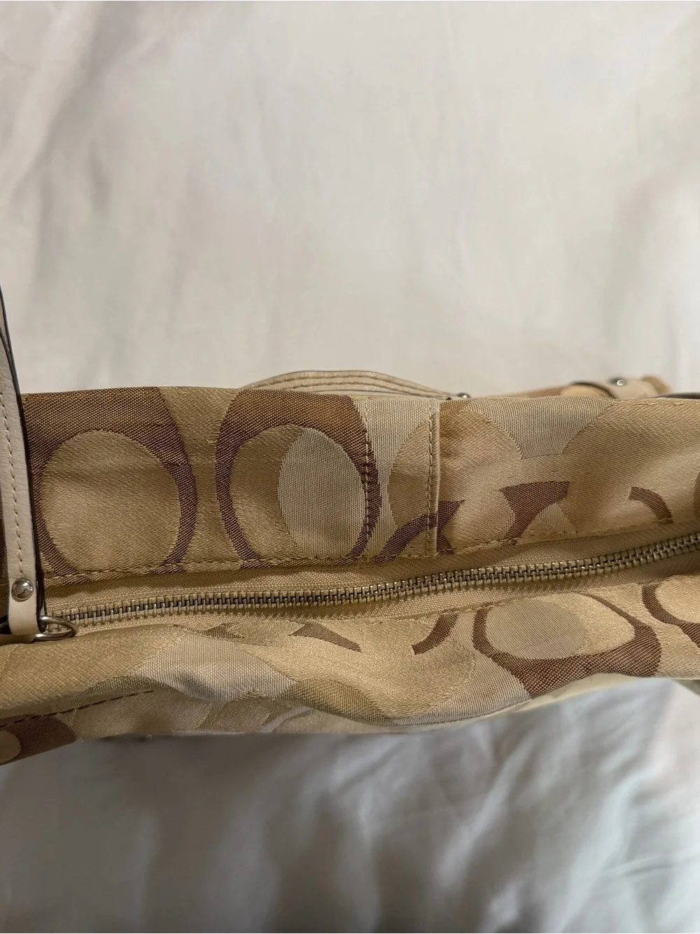 Y2K Coach Shoulder Bag - Tan colors